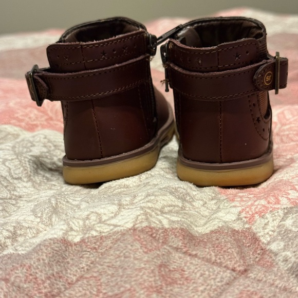 Stride Rite - Picture 4 of 6